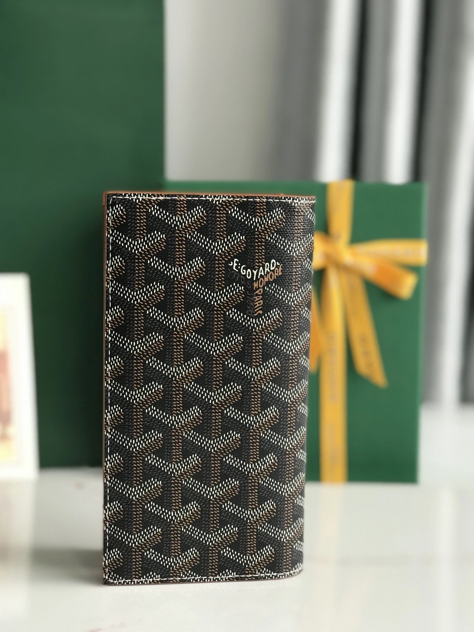 MOMO- 6oy1r4 STROC2PMLTY-01CL03P high quality version Calfskin item:E-B664G2098