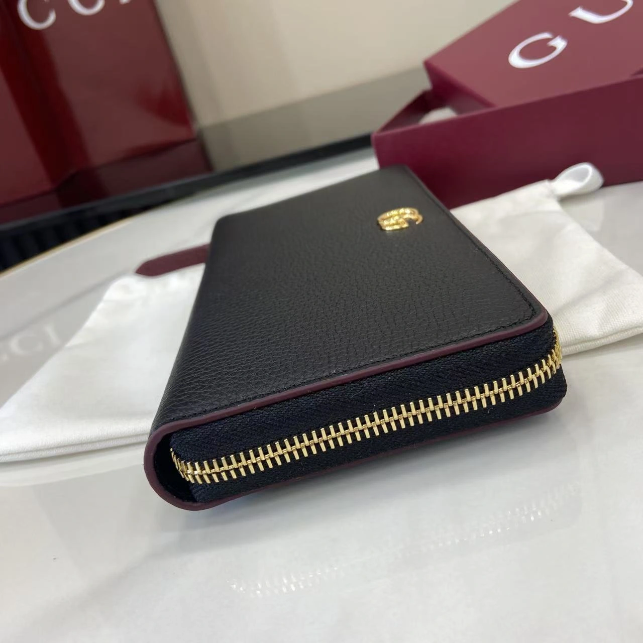 MOMO- 6u33i 456117-AAE5F-1062 high quality version item：E-B813I2428