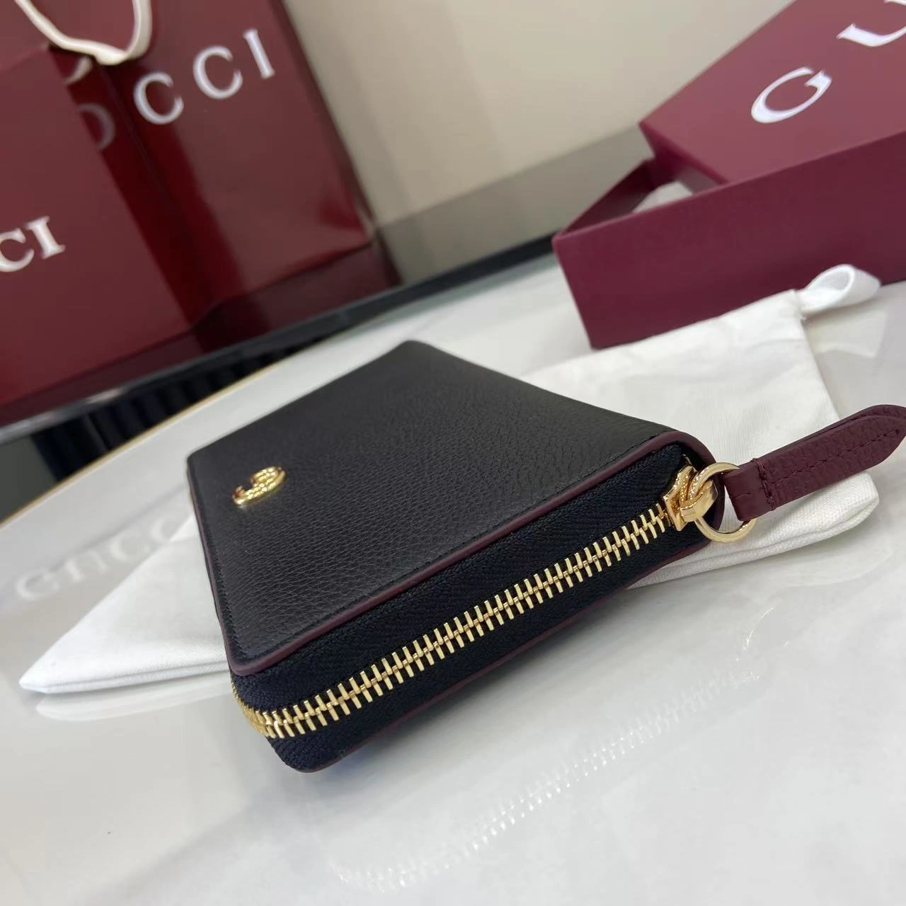 MOMO- 6u33i 456117-AAE5F-1062 high quality version item：E-B813I2428