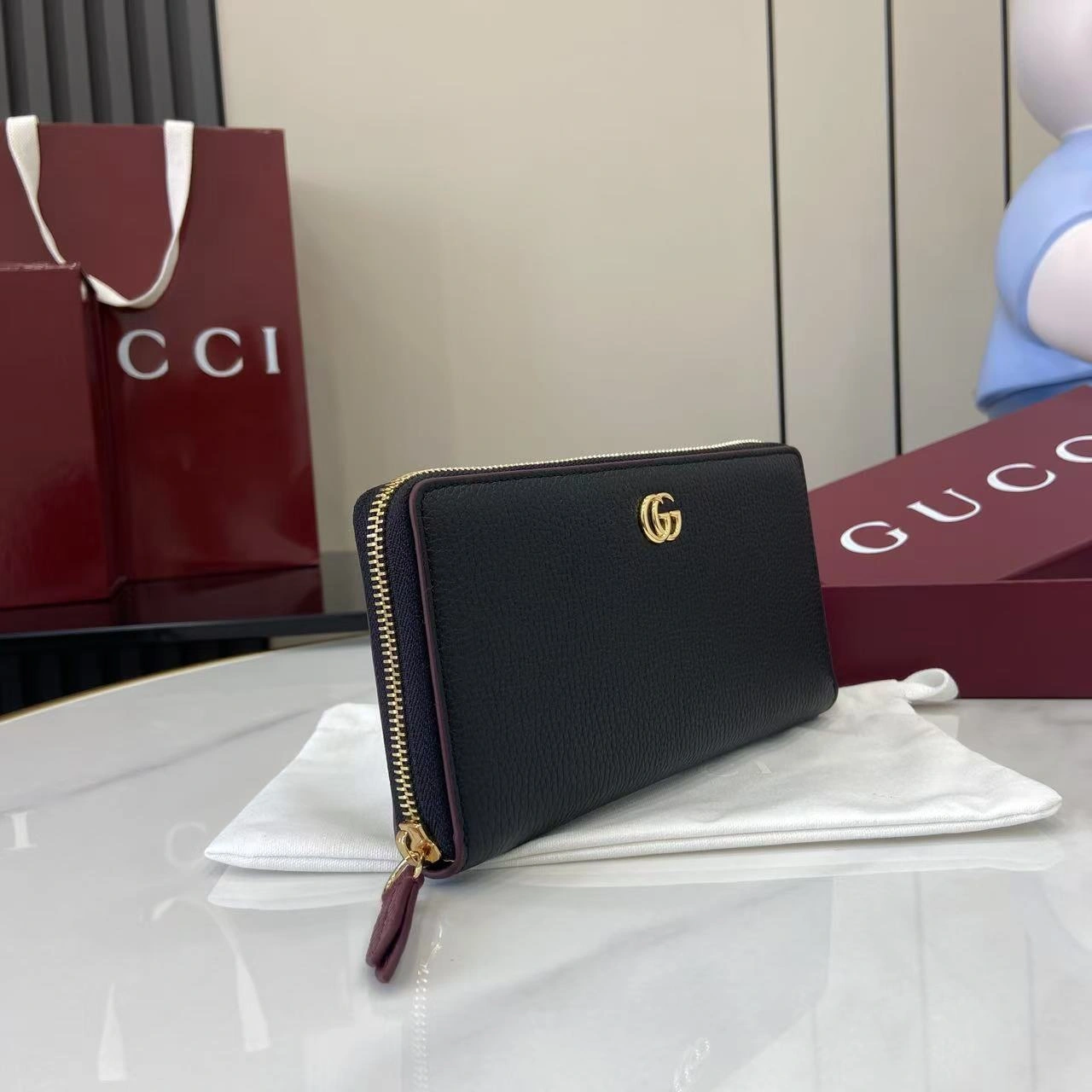 MOMO- 6u33i 456117-AAE5F-1062 high quality version item：E-B813I2428
