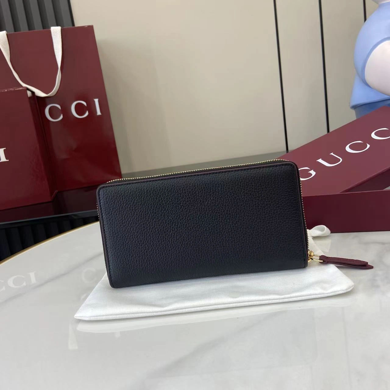 MOMO- 6u33i 456117-AAE5F-1062 high quality version item：E-B813I2428