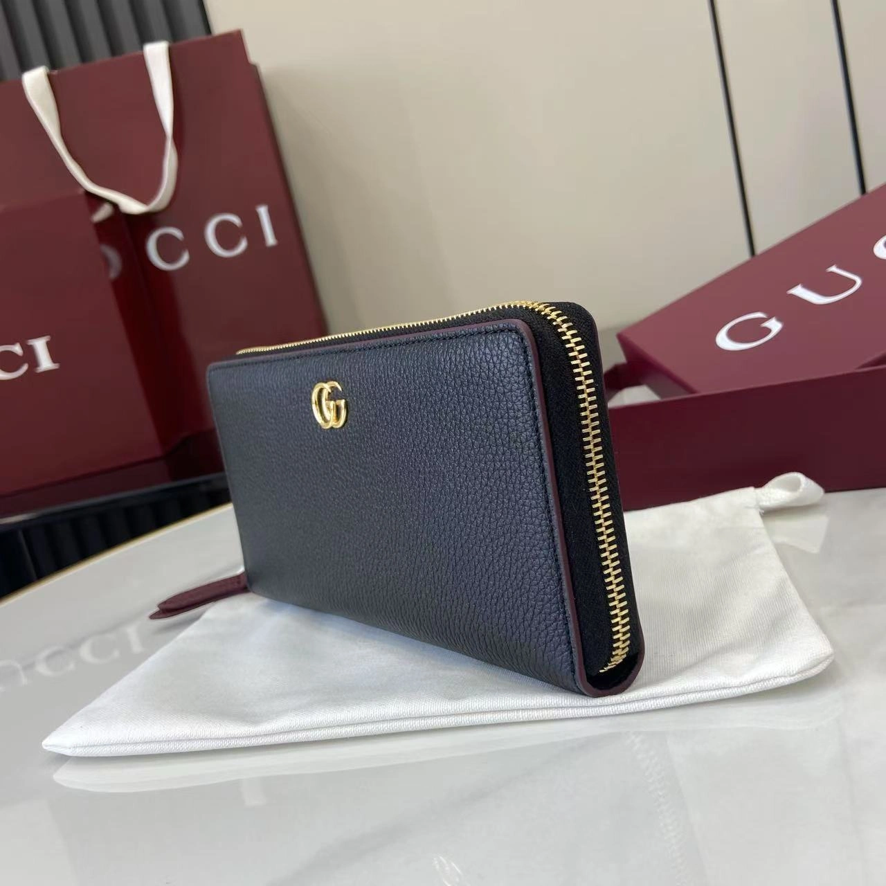 MOMO- 6u33i 456117-AAE5F-1062 high quality version item：E-B813I2428