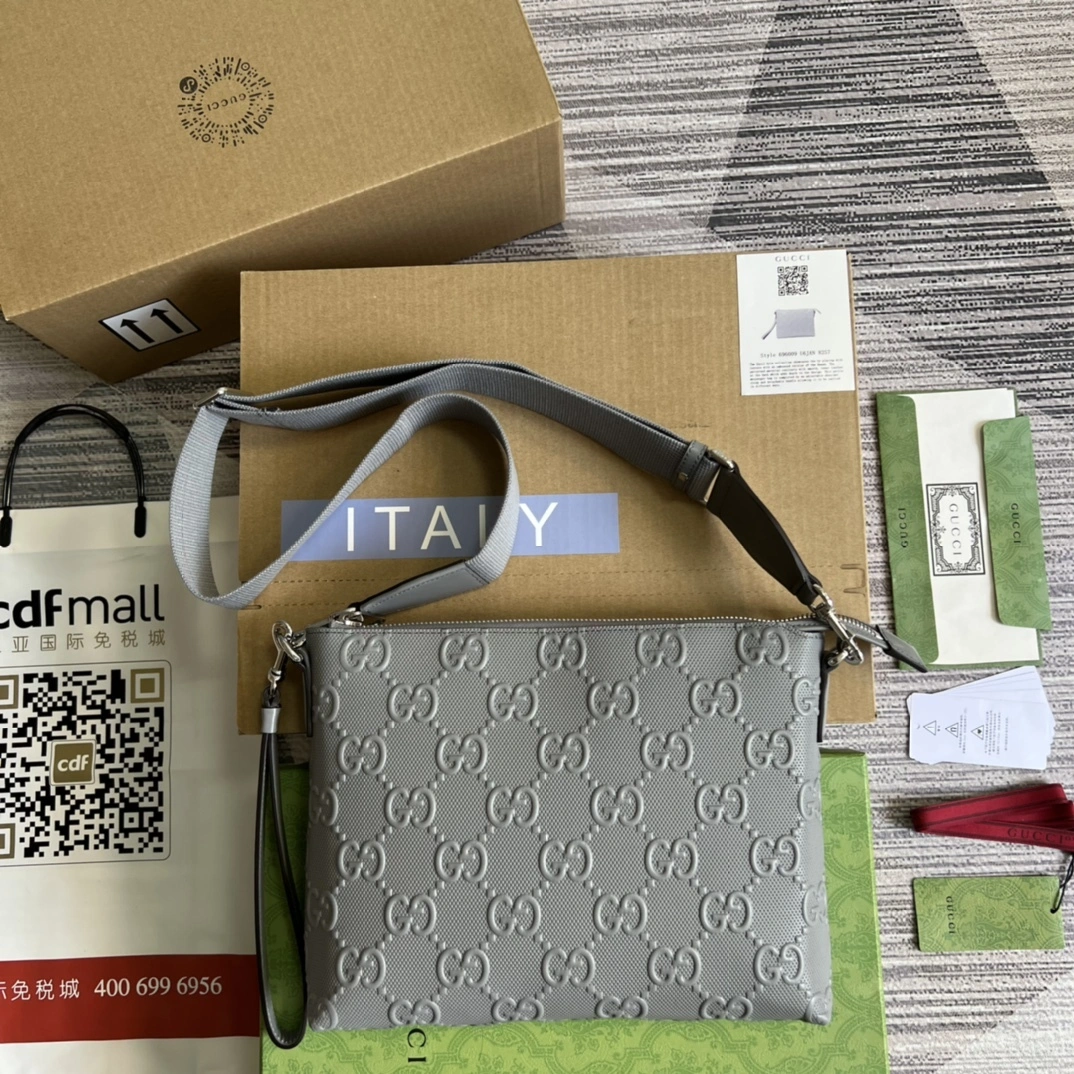 MOMO--6u33i 696009-1W3CN-1275 high quality version item:E-B815K2041