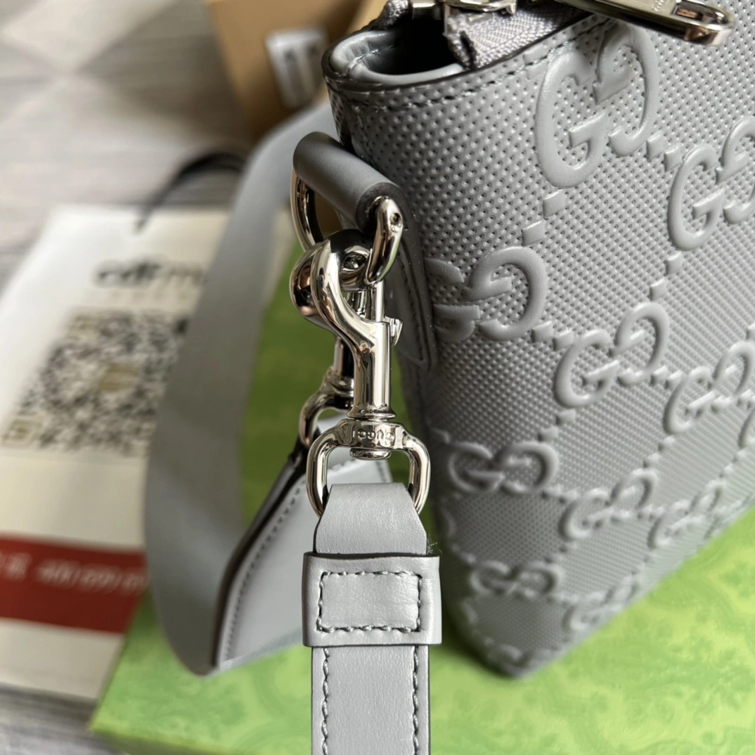 MOMO--6u33i 696009-1W3CN-1275 high quality version item:E-B815K2041