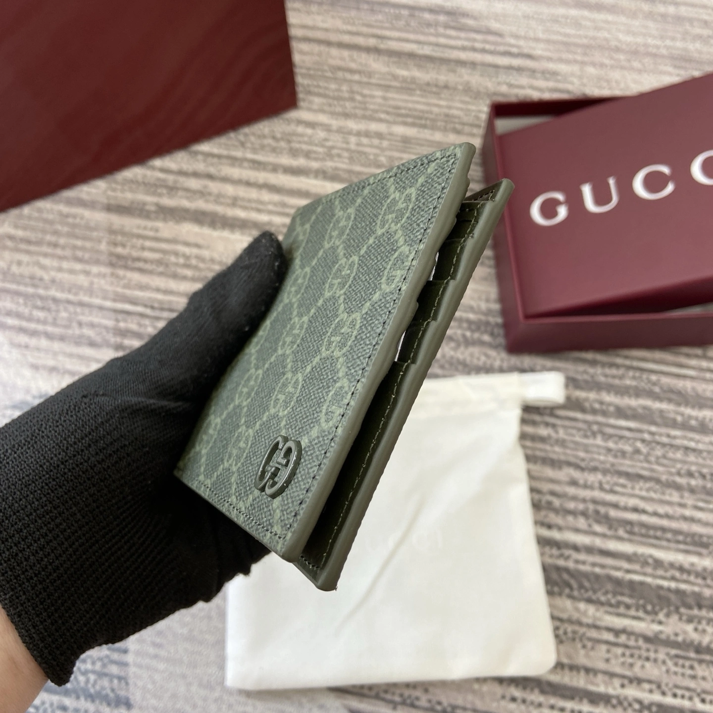 MOMO--6u33i 768243-FAFBE-8491 high quality version item:E-B815K2824