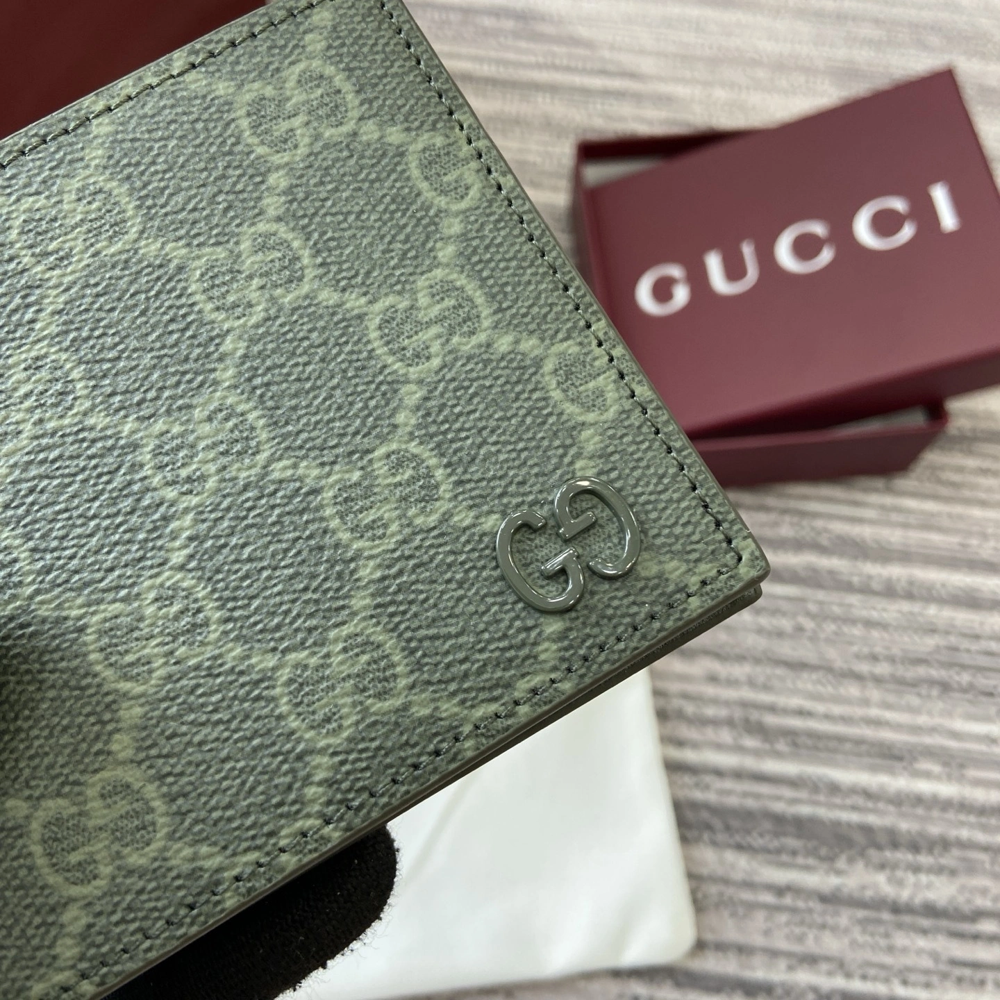 MOMO--6u33i 768243-FAFBE-8491 high quality version item:E-B815K2824