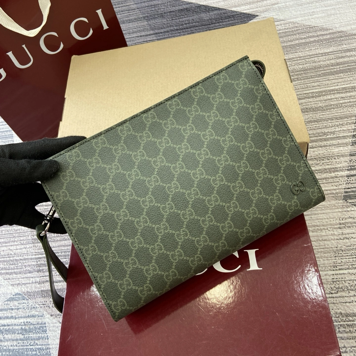 MOMO--6u33i 768255-FAFBE-8491 high quality version item:E-B815K2833