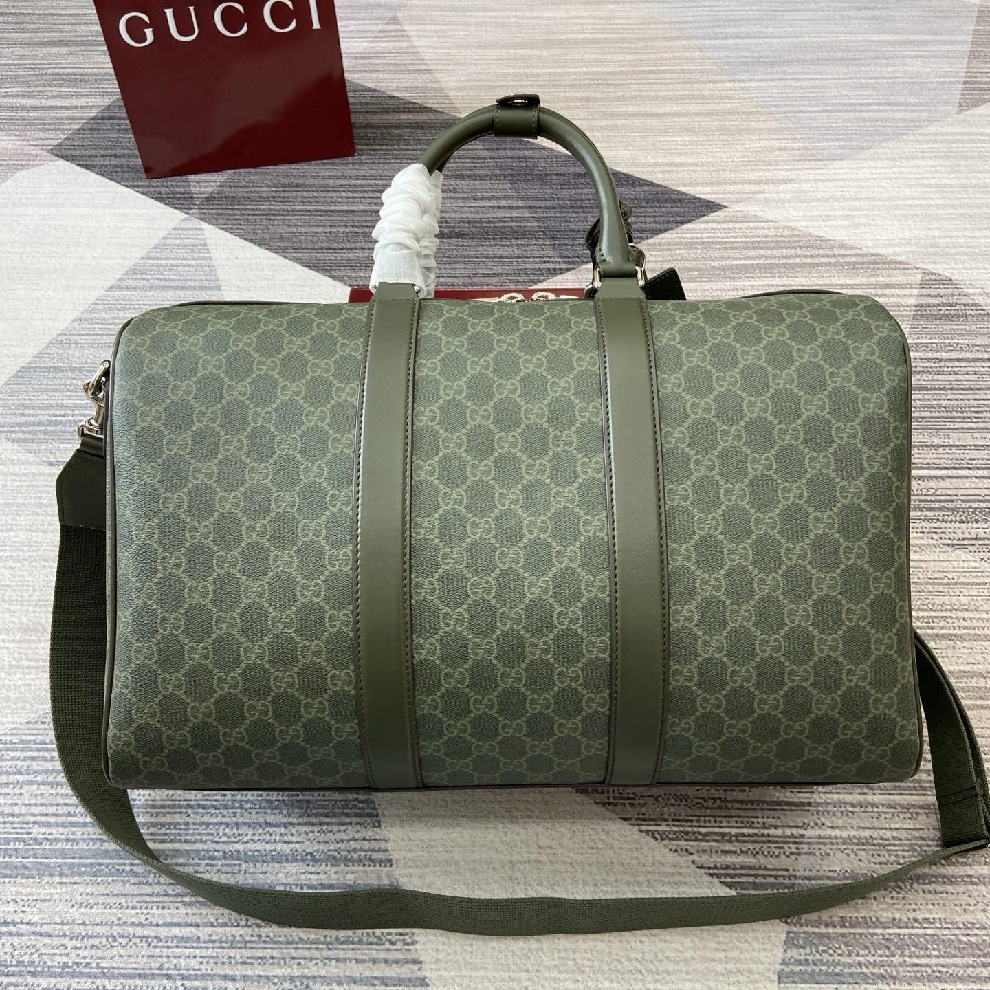 MOMO--6u33i 792074-FAFAI-8489 high quality version item:E-B815K2826
