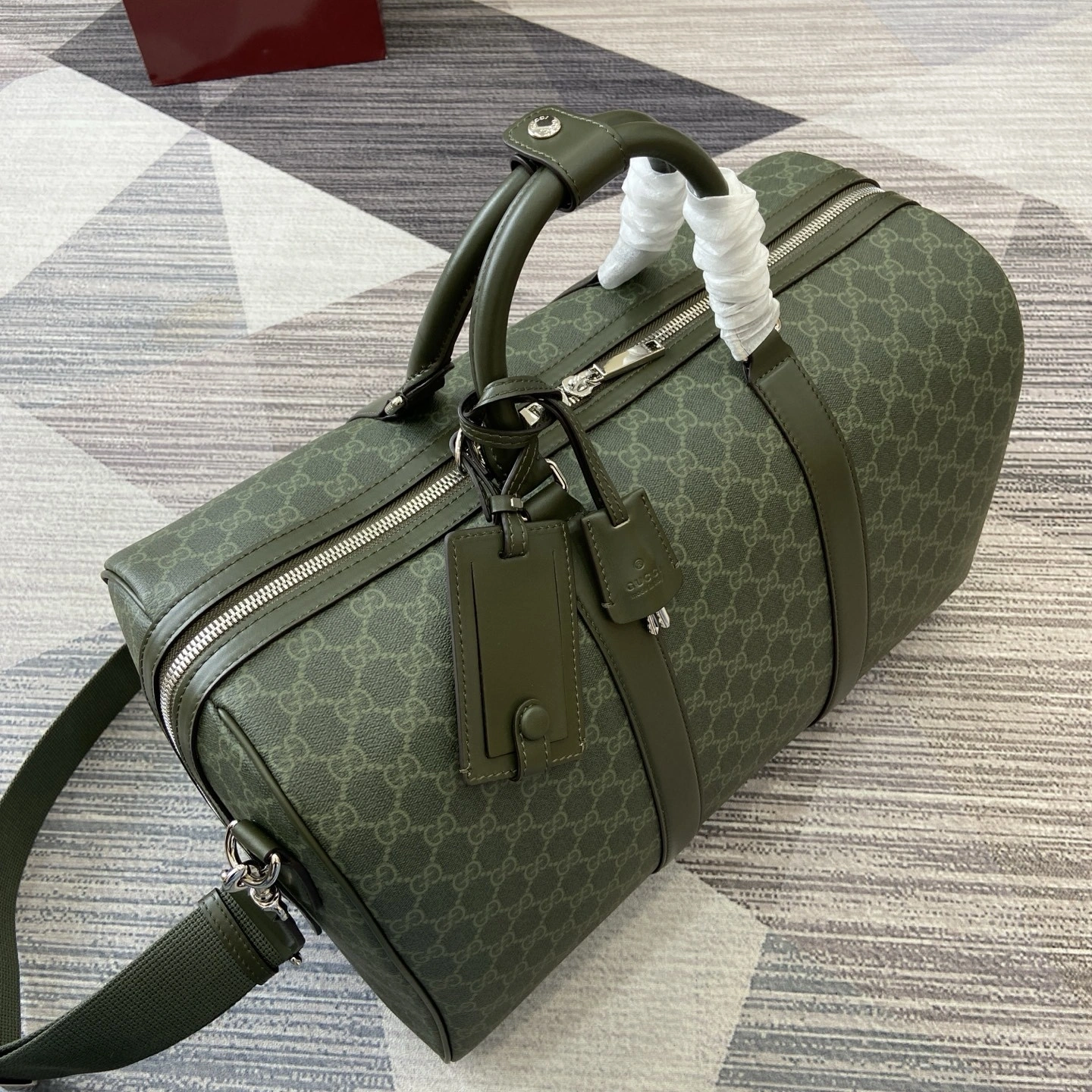 MOMO--6u33i 792074-FAFAI-8489 high quality version item:E-B815K2826
