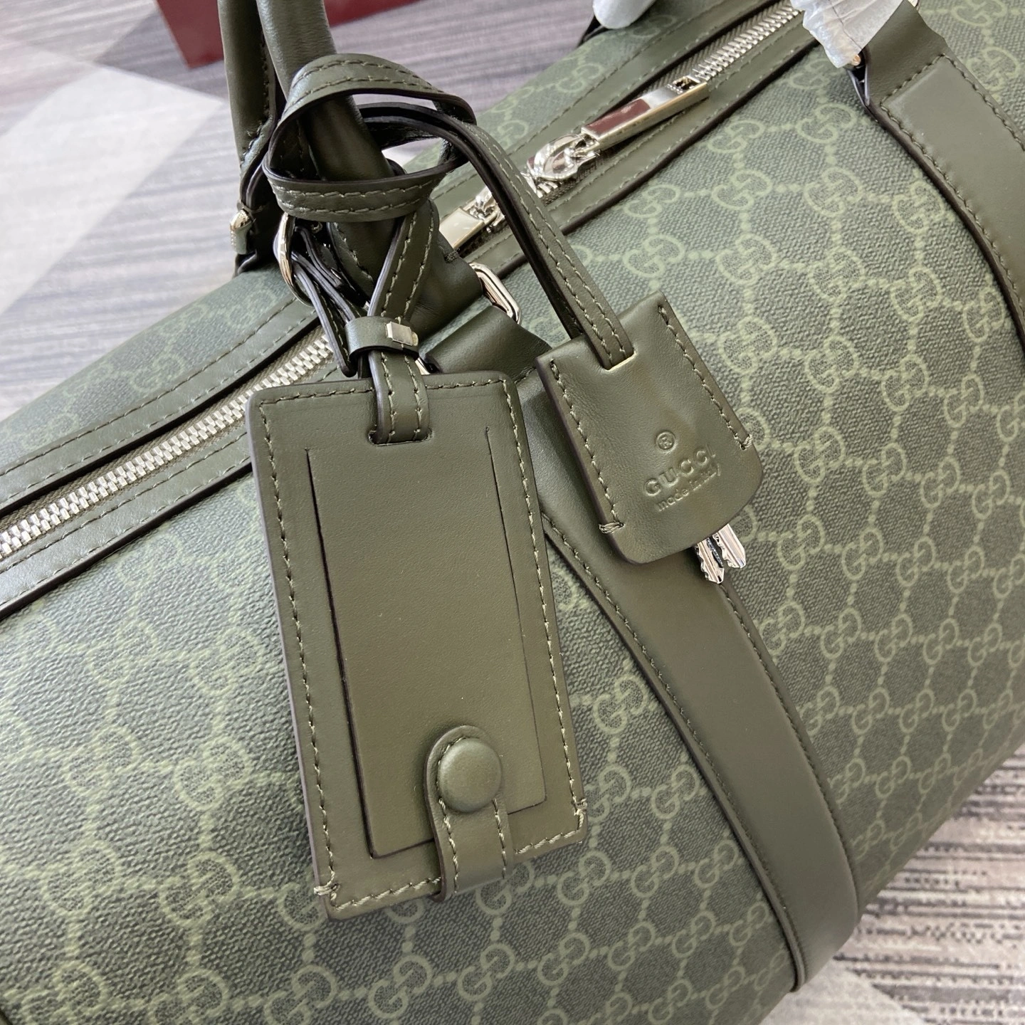 MOMO--6u33i 792074-FAFAI-8489 high quality version item:E-B815K2826