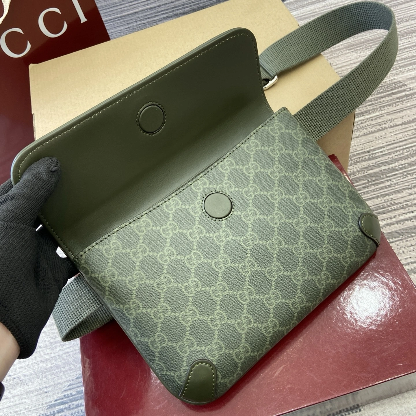 MOMO--6u33i 792091-FAFAI-8489 high quality version item:E-B815K2832