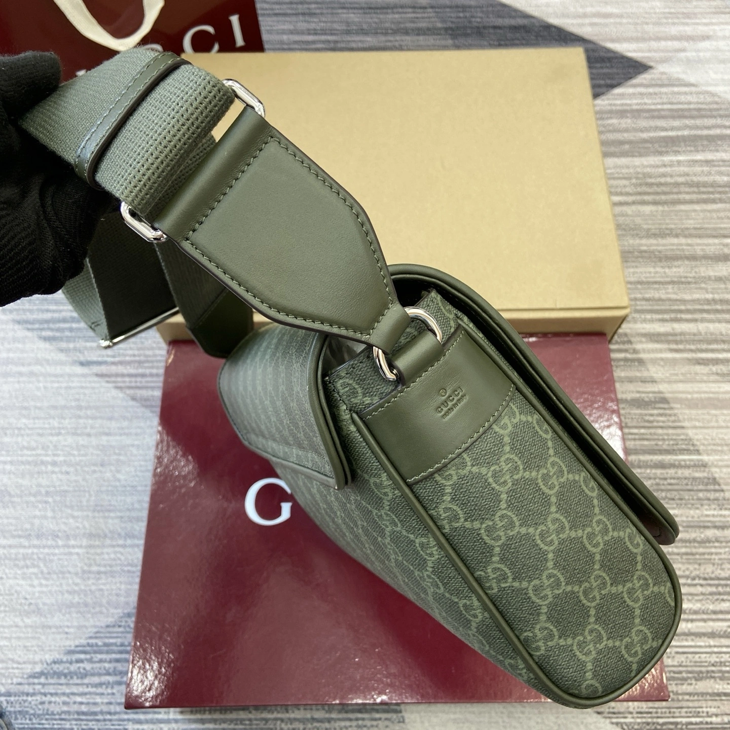 MOMO--6u33i 792124-FAFAI-8489 high quality version item:E-B815K2828