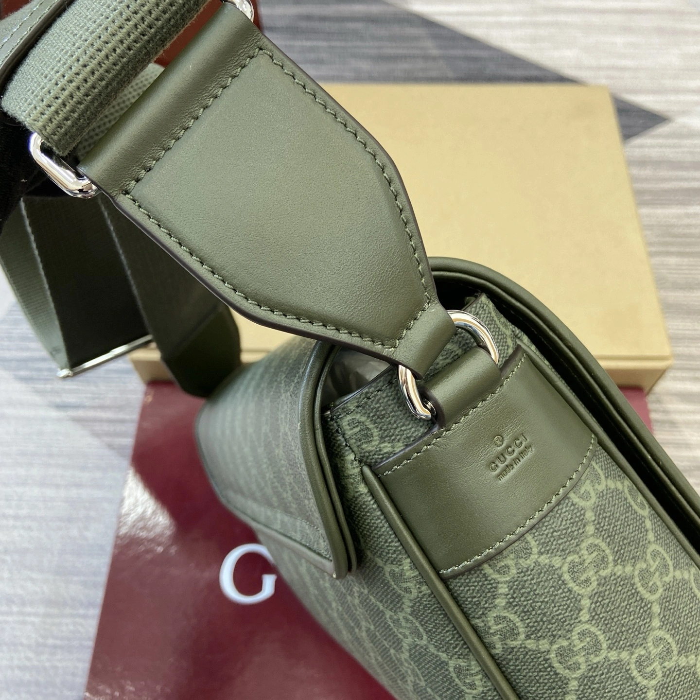 MOMO--6u33i 792124-FAFAI-8489 high quality version item:E-B815K2828