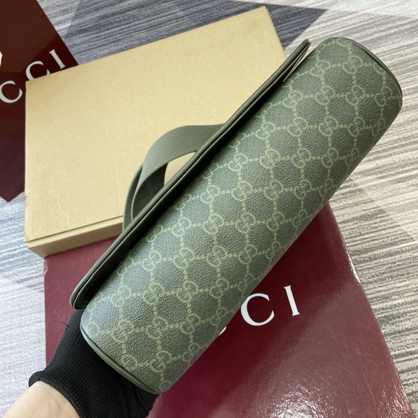 MOMO--6u33i 792124-FAFAI-8489 high quality version item:E-B815K2828