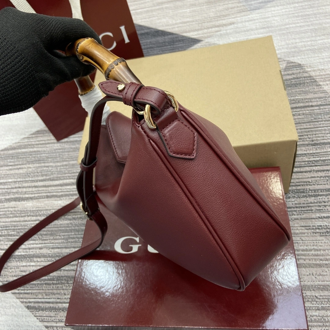 MOMO--6u33i 799865-UYU0G-6207 high quality version Diana item:E-B815K2028