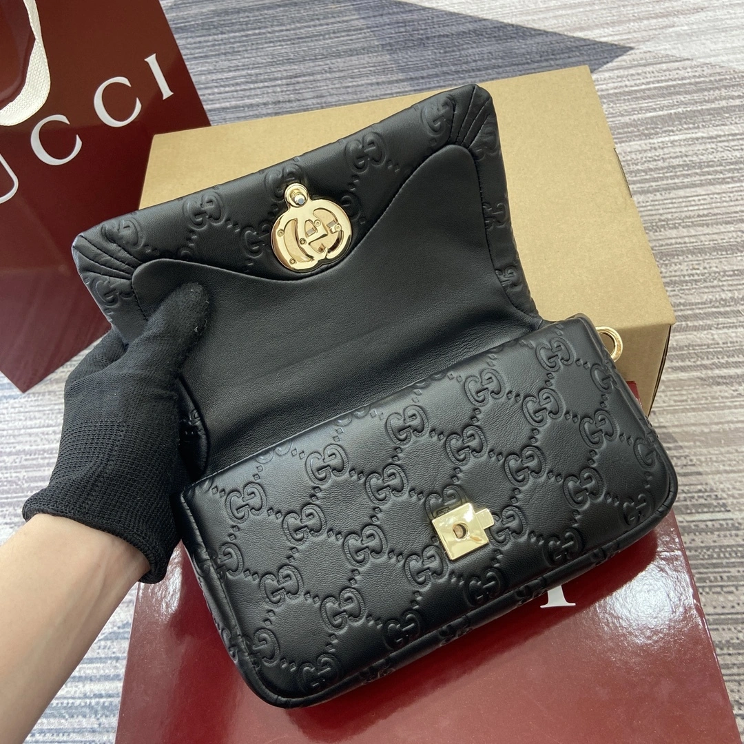 MOMO--6u33i 806017-AAD5U-1000 high quality version GG Milano item:E-B815K2007
