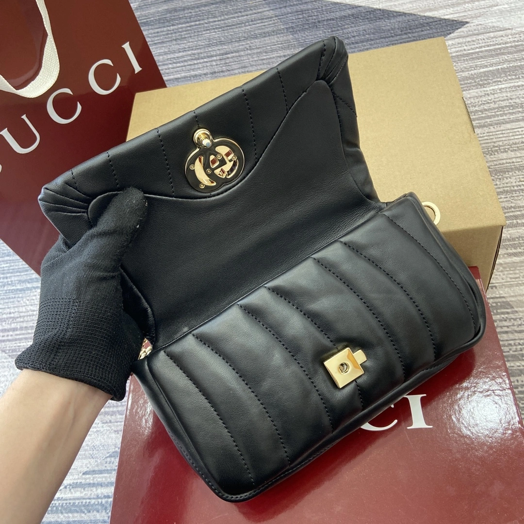 MOMO--6u33i 806017-AAD71-1000 high quality version GG Milano item:E-B815K2808