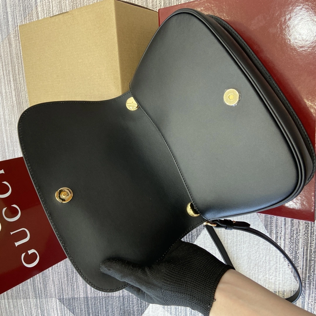 MOMO--6u33i 815714-AAEC2-1000 high quality version cowhide item:E-B815K2501