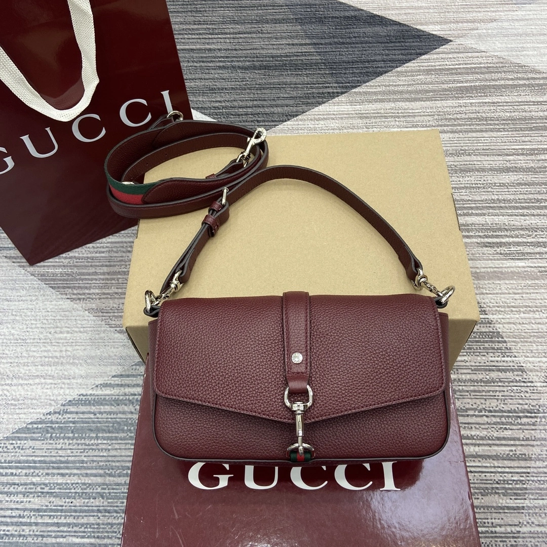 MOMO--6u33i 821623-AAESU-6252 high quality version item:E-B815K2834