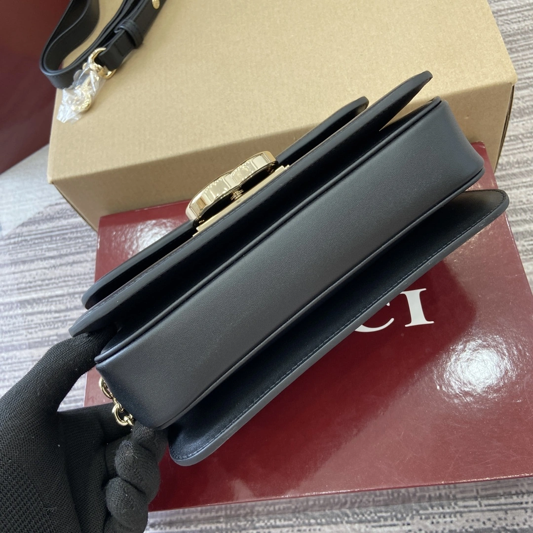 MOMO--6u33i 826761-FAEKK-1000 high quality version Go item:E-B815K2846
