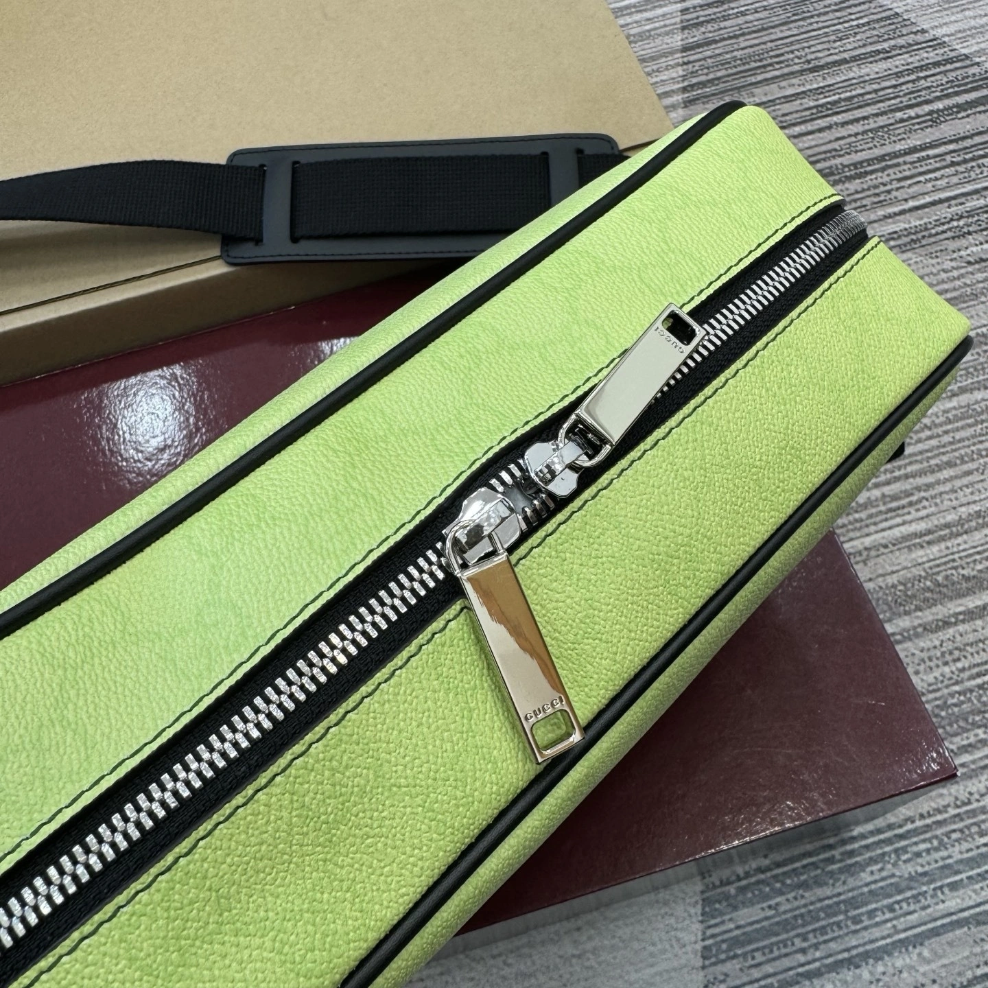 MOMO--6u33i 835690-FAERM-8451 high quality version item:E-B815K2515