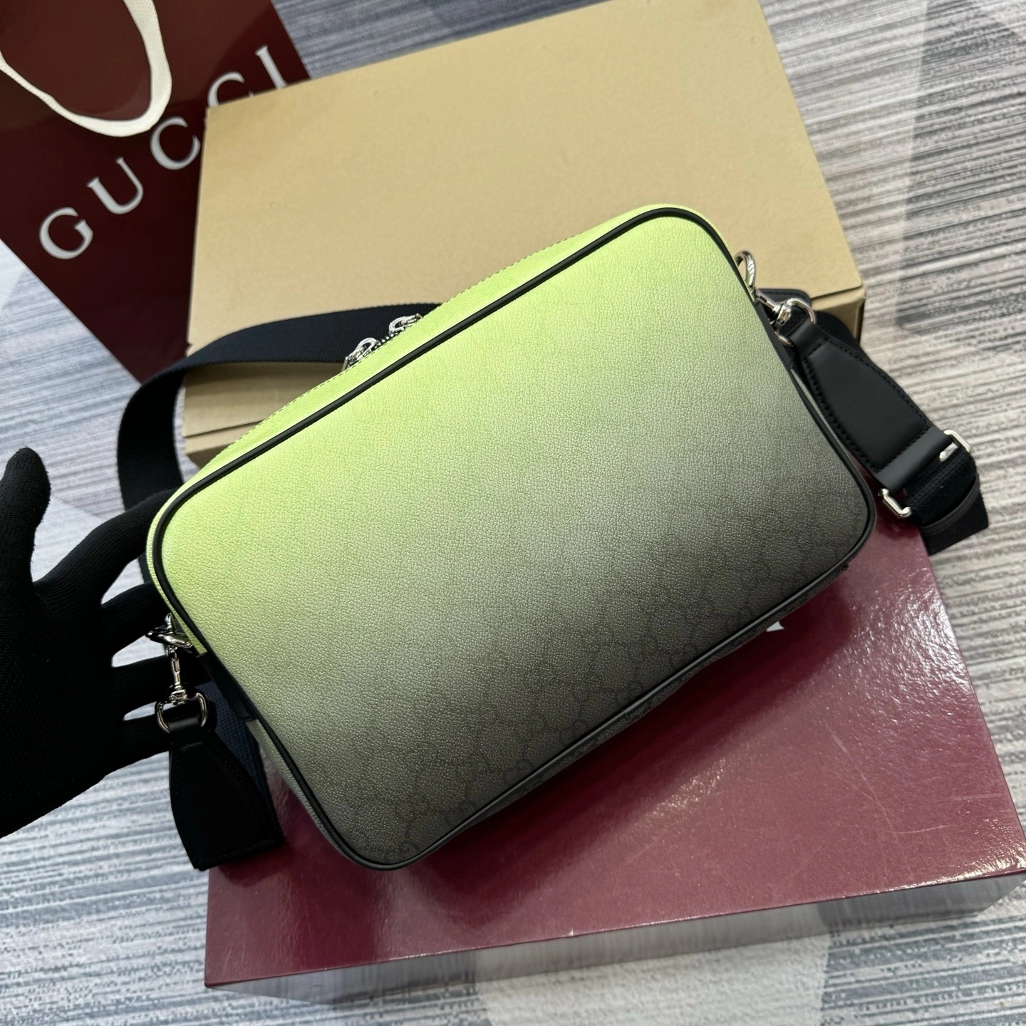 MOMO--6u33i 835690-FAERM-8451 high quality version item:E-B815K2515
