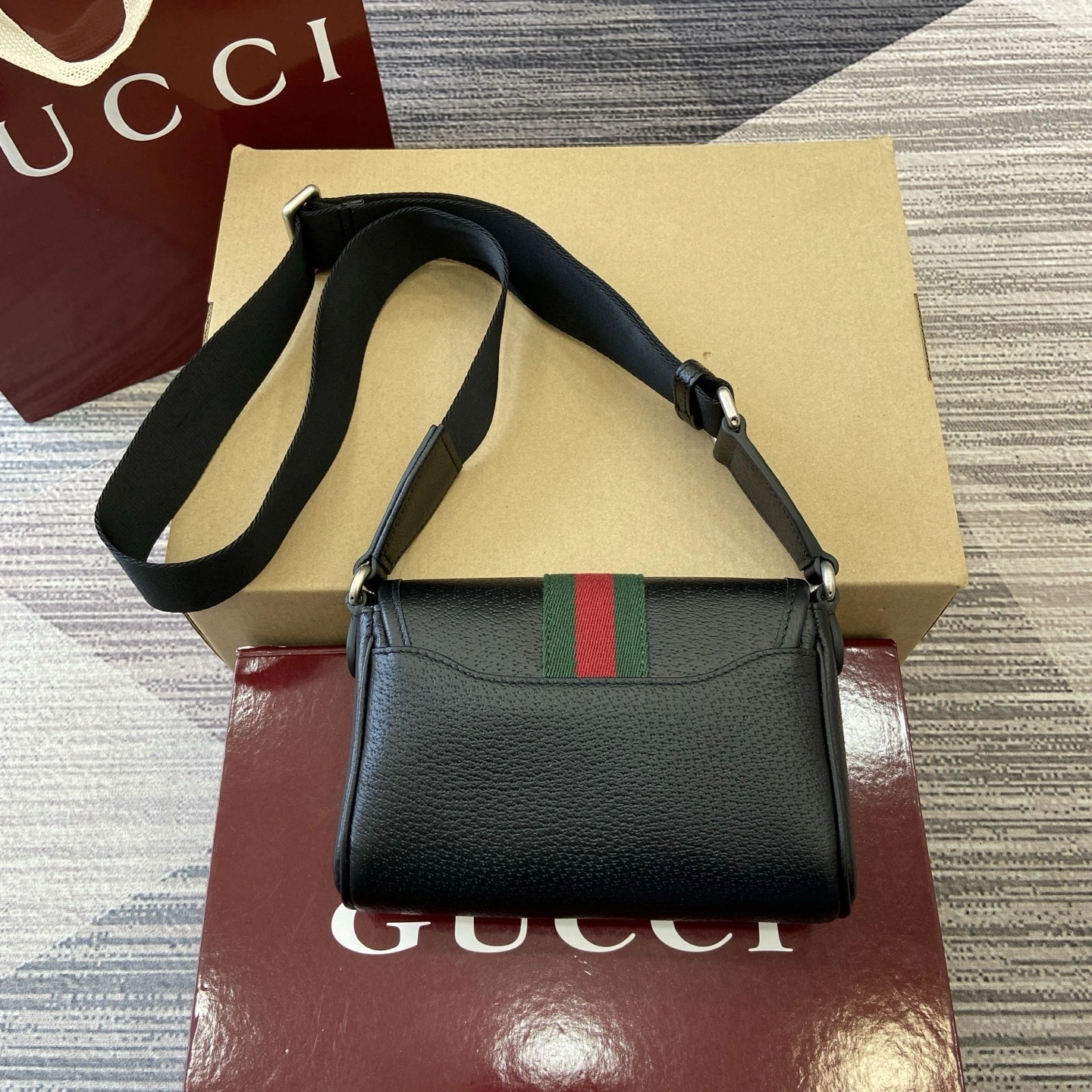 MOMO--6u33i 838599-AAE1B-1043 high quality version Ophidia item:E-B815K2044