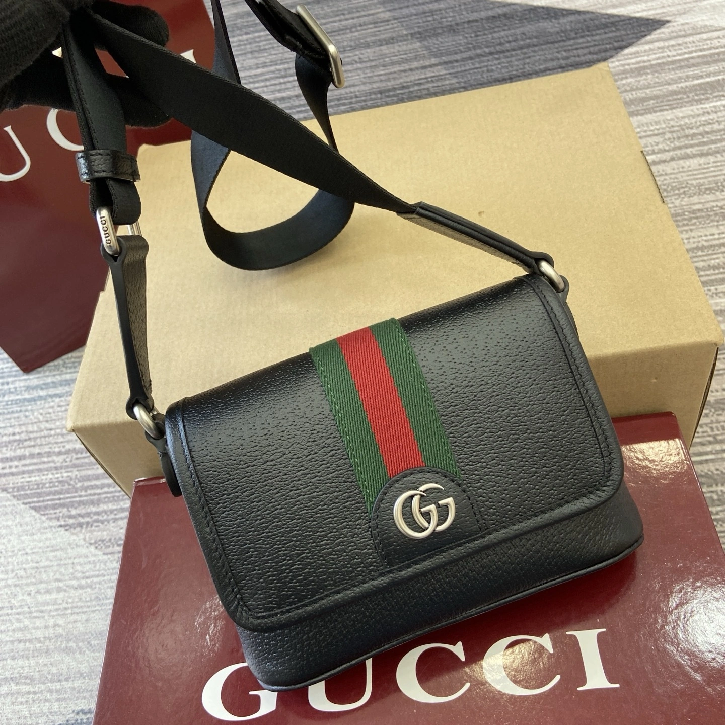 MOMO--6u33i 838599-AAE1B-1043 high quality version Ophidia item:E-B815K2044