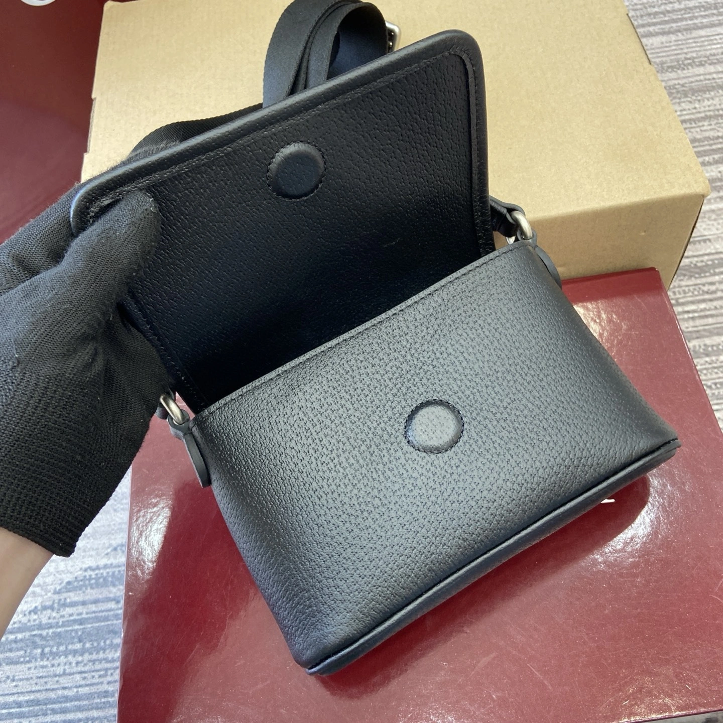 MOMO--6u33i 838599-AAE1B-1043 high quality version Ophidia item:E-B815K2044