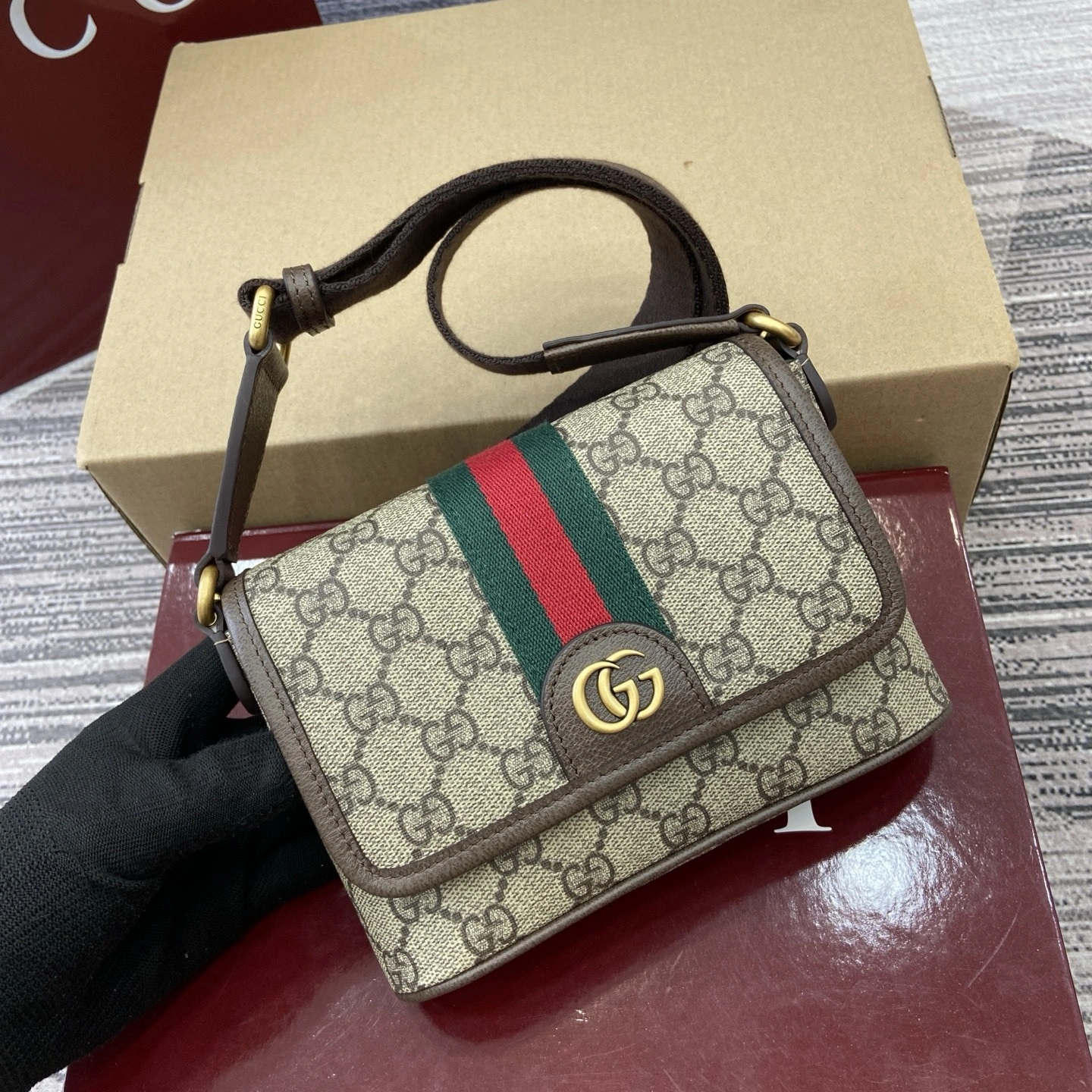 MOMO--6u33i 838599-FAEOF-9745 high quality version Ophidia item:E-B815K2042