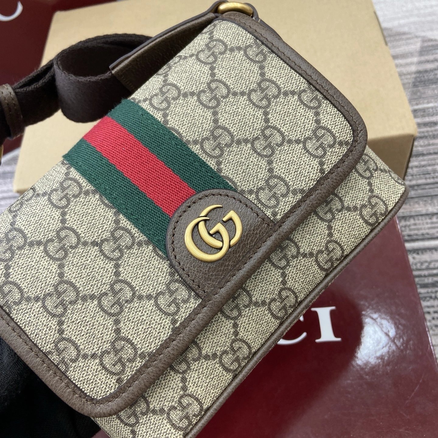 MOMO--6u33i 838599-FAEOF-9745 high quality version Ophidia item:E-B815K2042