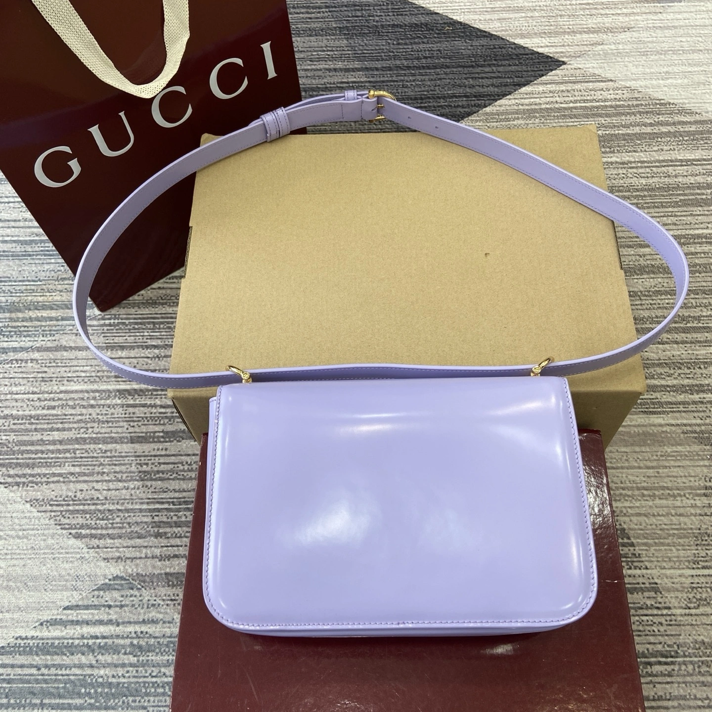 MOMO--6u33i 846705-AADVW-5306 high quality version Siena item:E-B815K2541
