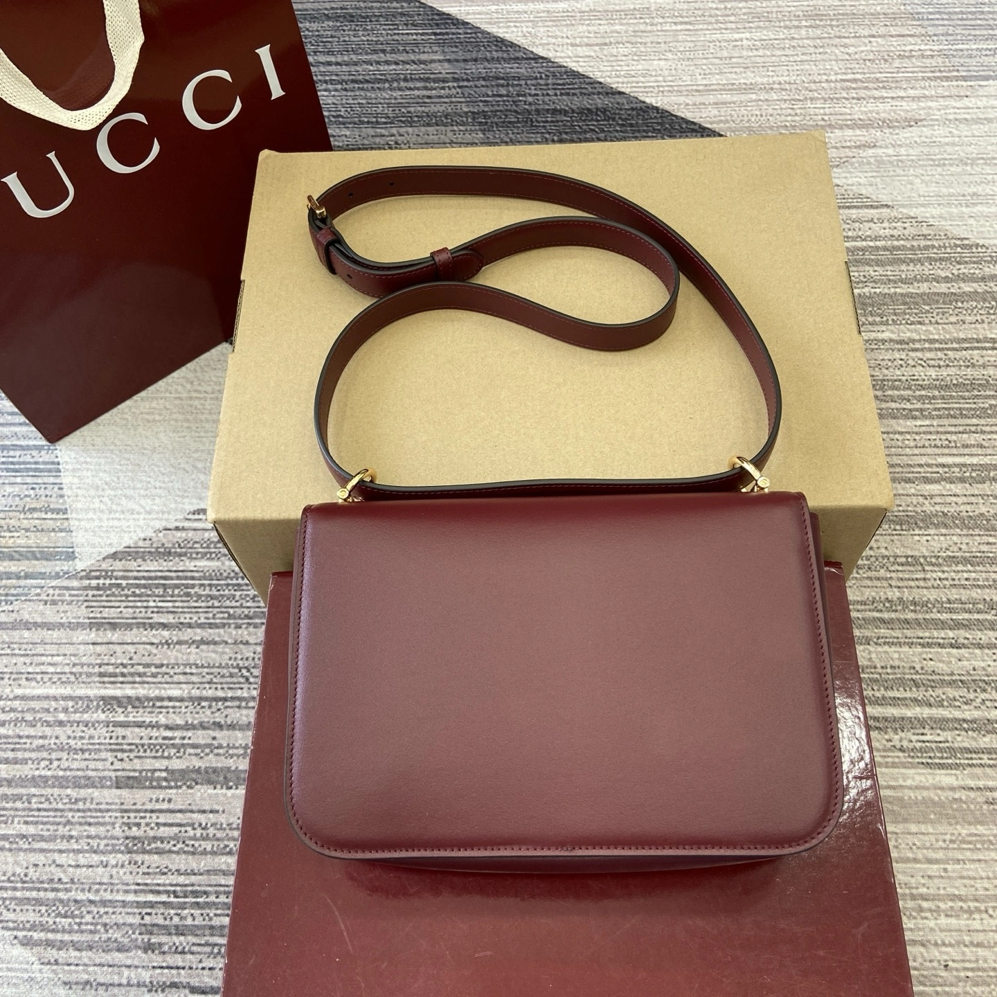 MOMO--6u33i 846705-AAFKB-6207 high quality version Siena item:E-B815K2538