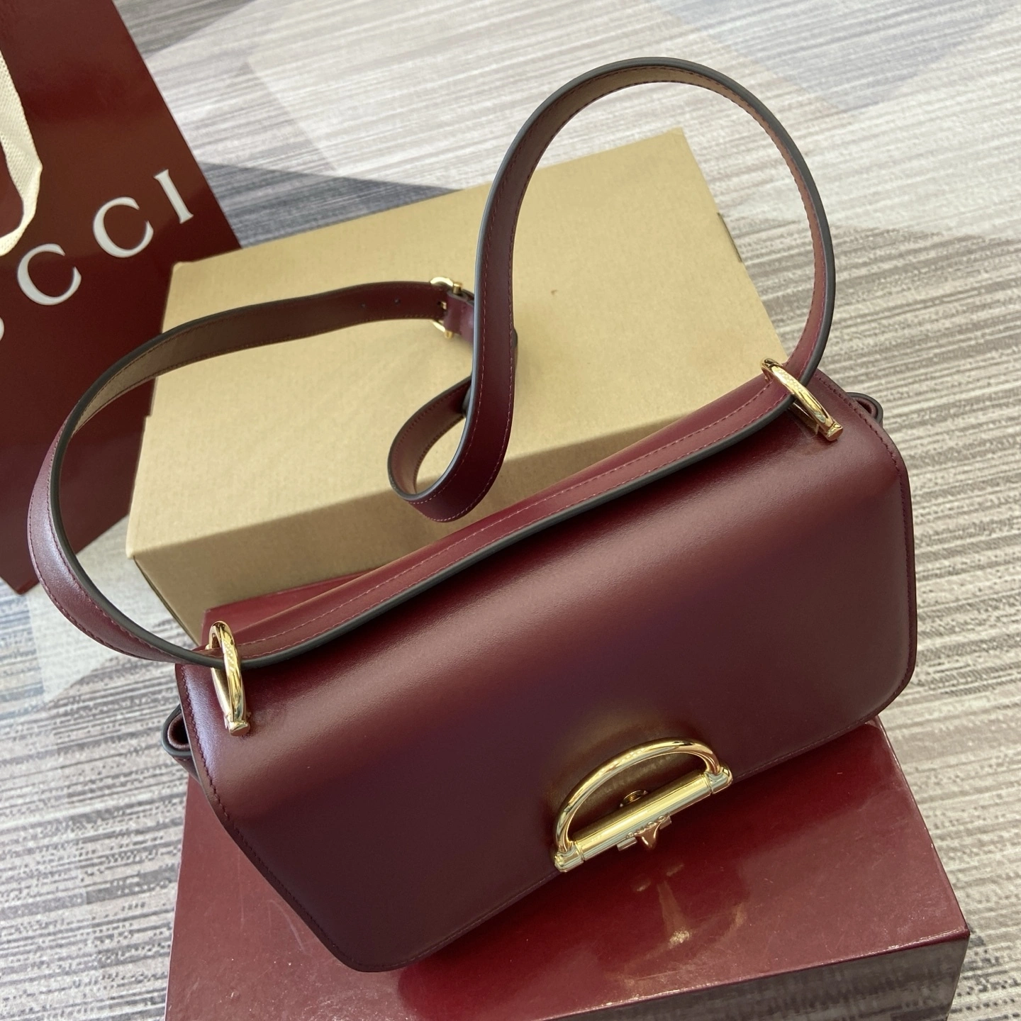 MOMO--6u33i 846705-AAFKB-6207 high quality version Siena item:E-B815K2538