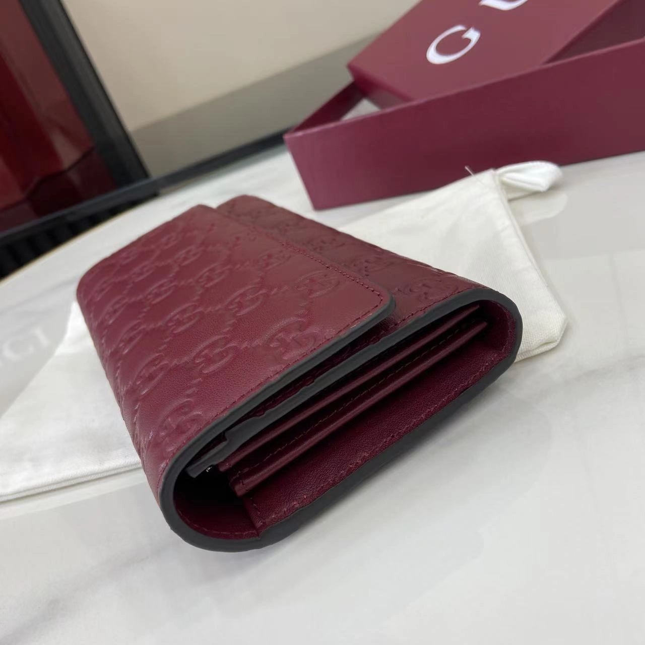 MOMO- 6u33i 847210-AAFDV-6207 high quality version item：E-B813I2434