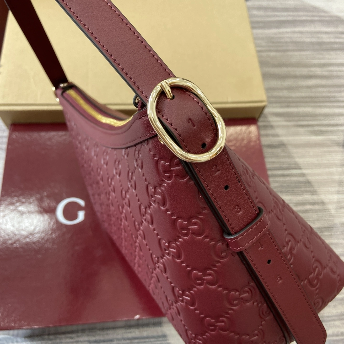 MOMO--6u33i 847449-AAFDV-6207 high quality version GG Emblem item:E-B815K1916
