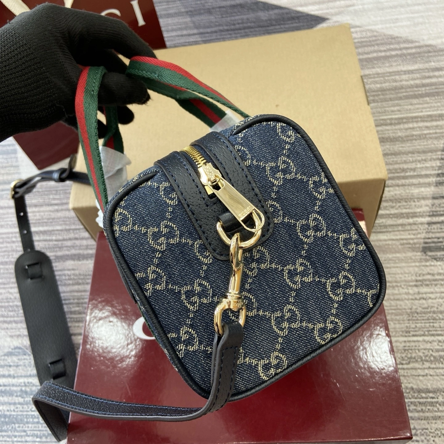 MOMO--6u33i 859975-FAFWW-4443 high quality version item:E-B815K2509