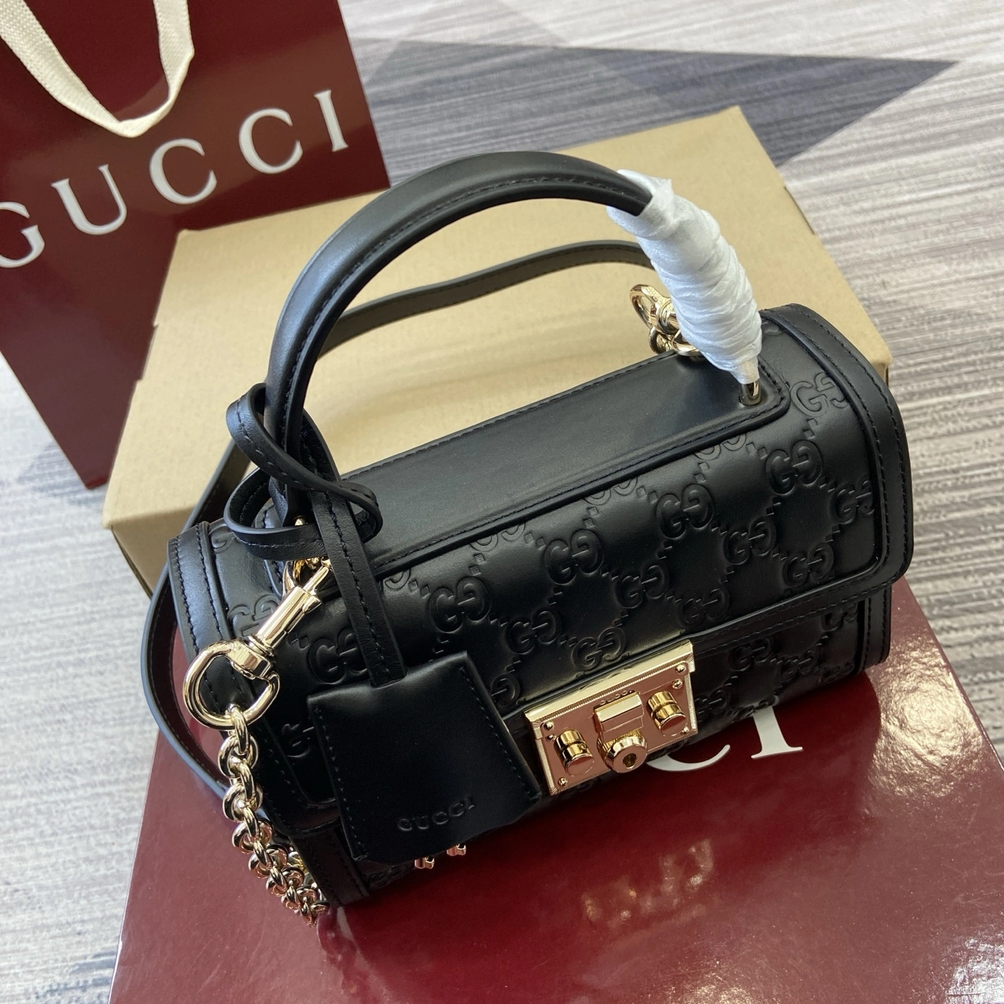MOMO--6u33i 8848884-AAFDV-1000 high quality version Padlock item:E-B815K2811