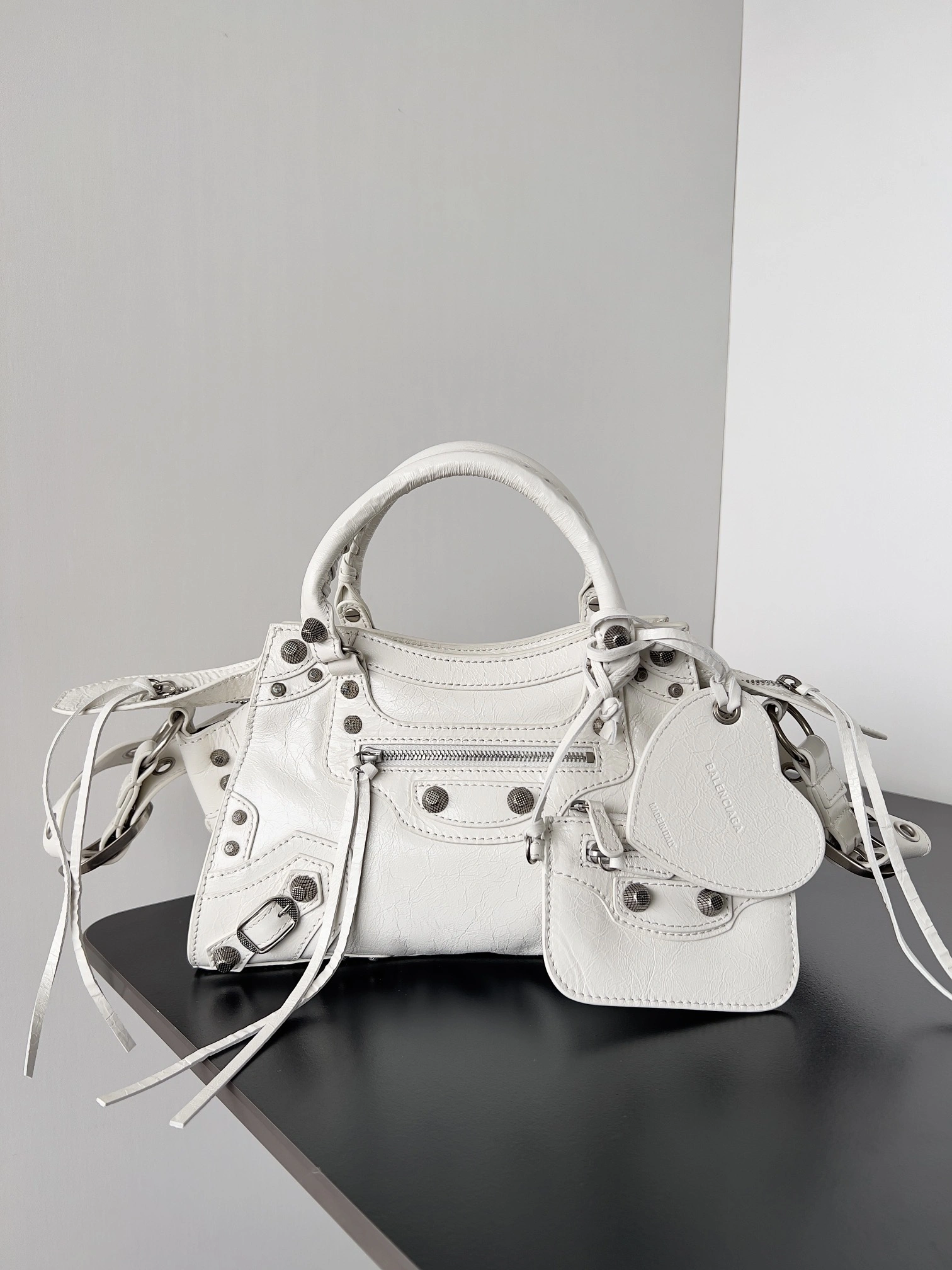 MOMO--700940210B09104 700940210BK9104 Neo cagole sheepskin item:C-B063L0876R