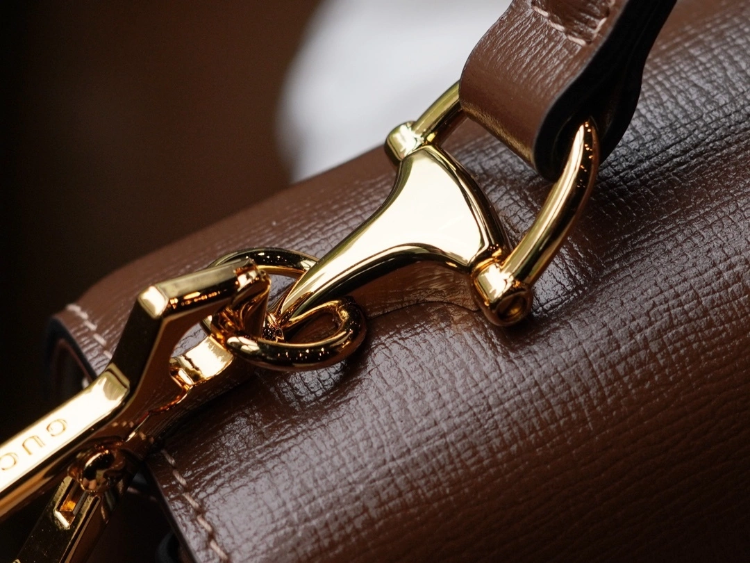MOMO--703848 9AAAJ 8563 703848-92TCK-8563 high quality version item：C-B461H1116Q
