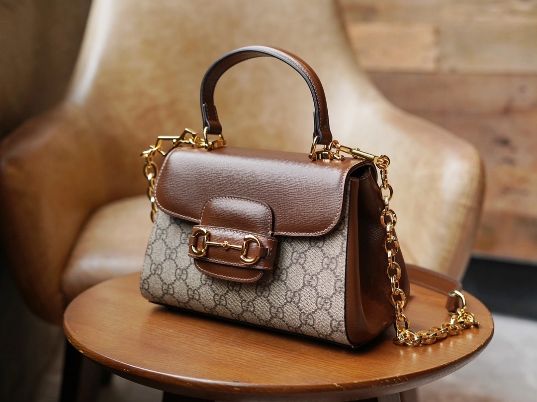 MOMO--703848 9AAAJ 8563 703848-92TCK-8563 high quality version item：C-B461H1116Q