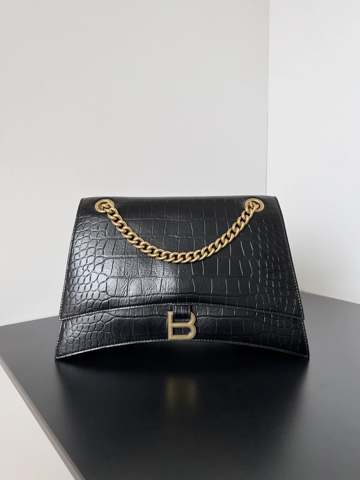 MOMO- 716393210IX1000 high quality version item：C-B063I2031V