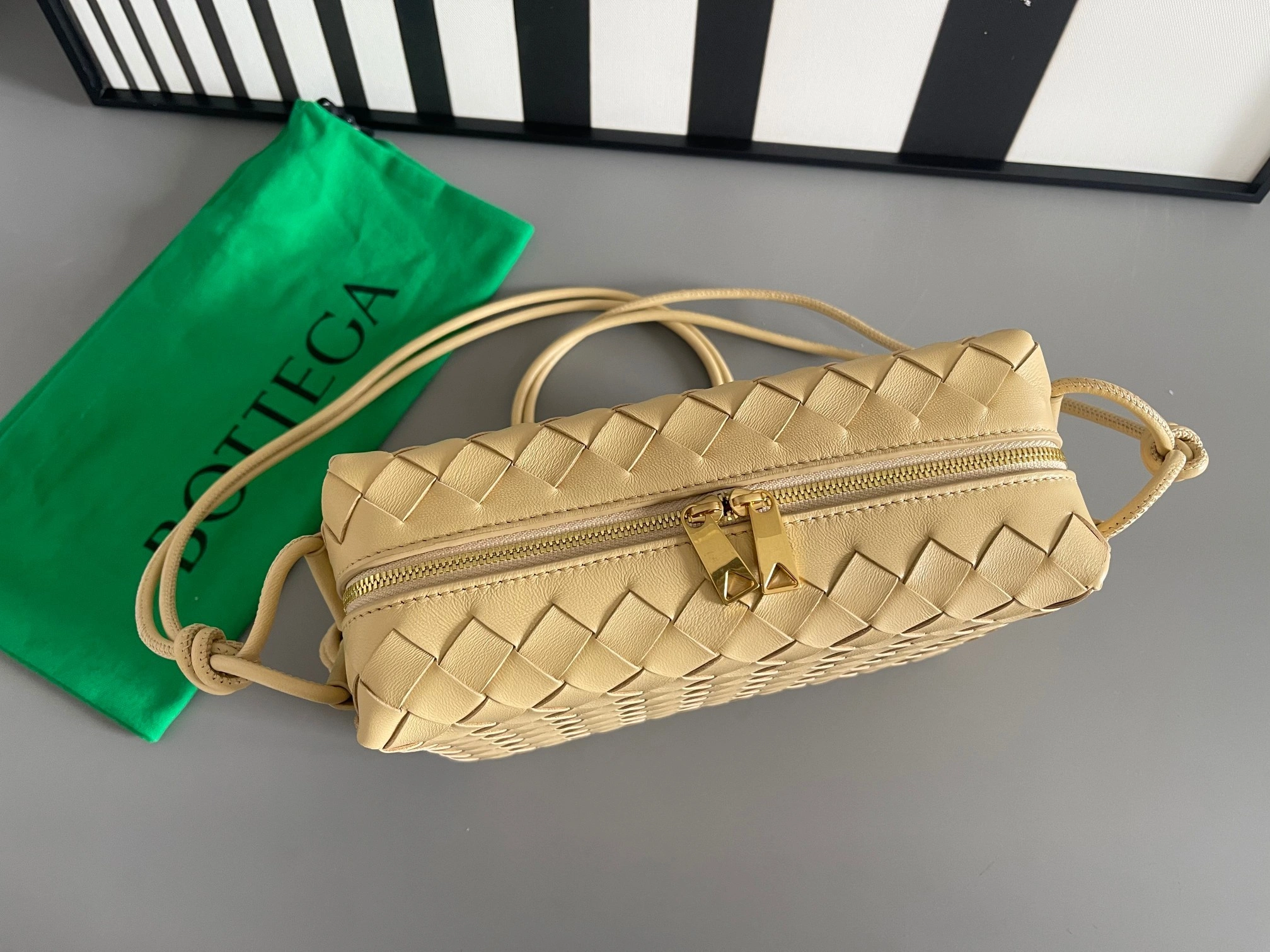 MOMO- 723548V1G112700 sheepskin item:C-B134L0927R