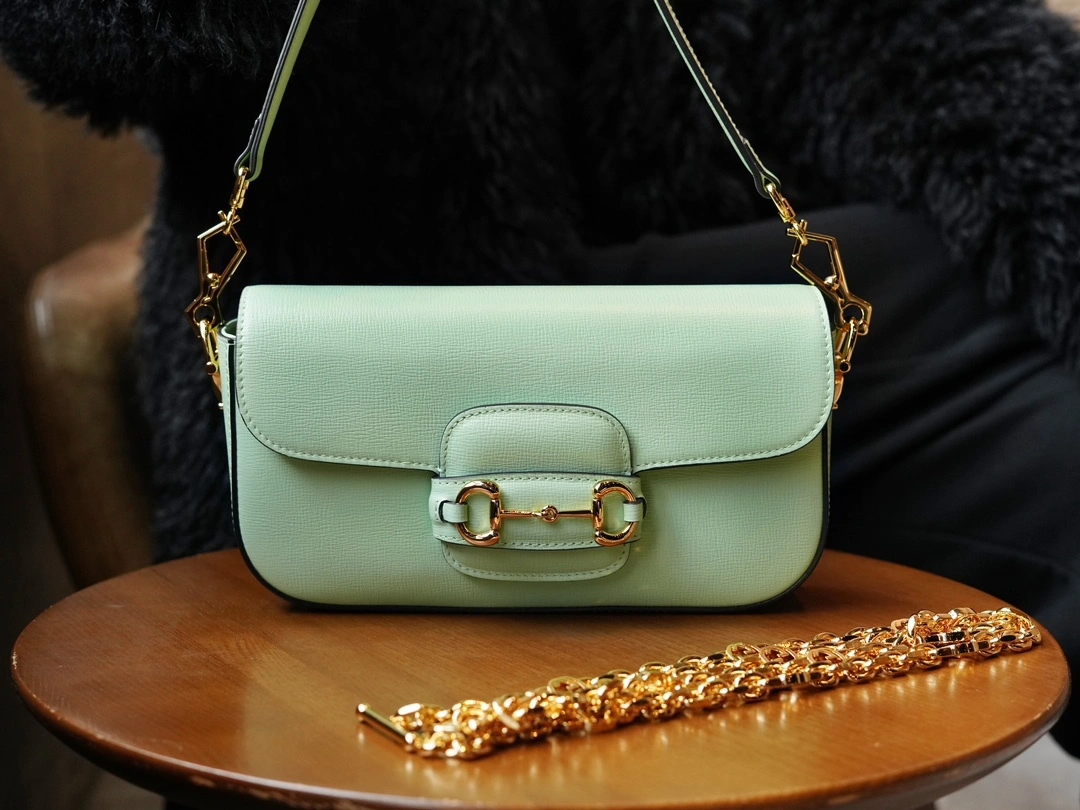 MOMO--‎735178 1DB0G 3803 735178-1DB0G-3803 high quality version item：C-B461H1083Q
