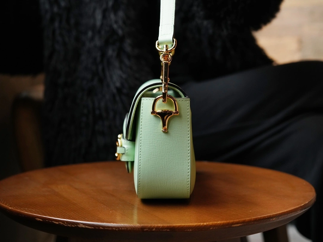 MOMO--‎735178 1DB0G 3803 735178-1DB0G-3803 high quality version item：C-B461H1083Q