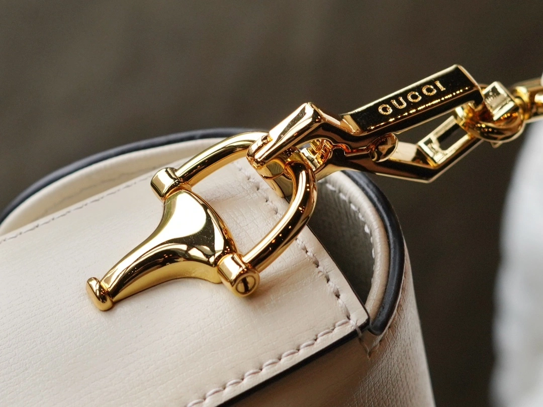 MOMO--‎735178 1DB0G 9022 735178-1DB0G-9022 high quality version item：C-B461H1082Q