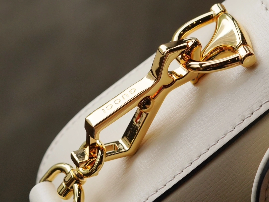MOMO--‎735178 1DB0G 9022 735178-1DB0G-9022 high quality version item：C-B461H1082Q