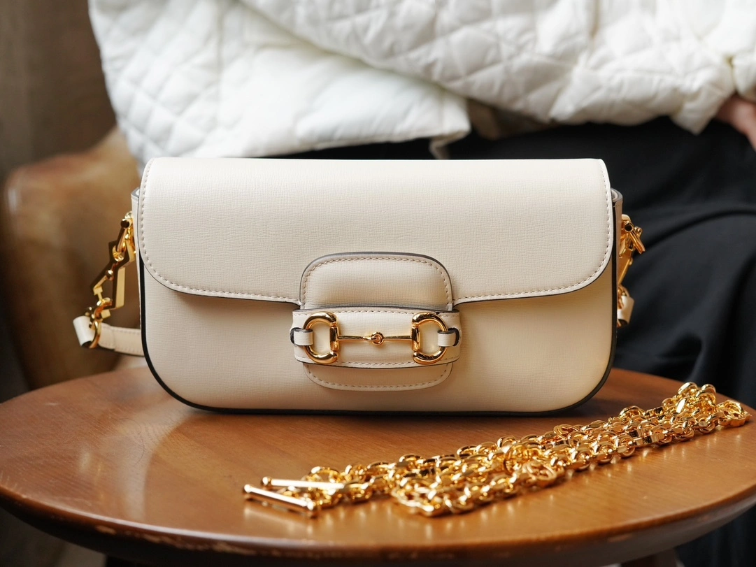 MOMO--‎735178 1DB0G 9022 735178-1DB0G-9022 high quality version item：C-B461H1082Q