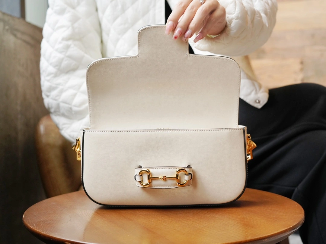 MOMO--‎735178 1DB0G 9022 735178-1DB0G-9022 high quality version item：C-B461H1082Q