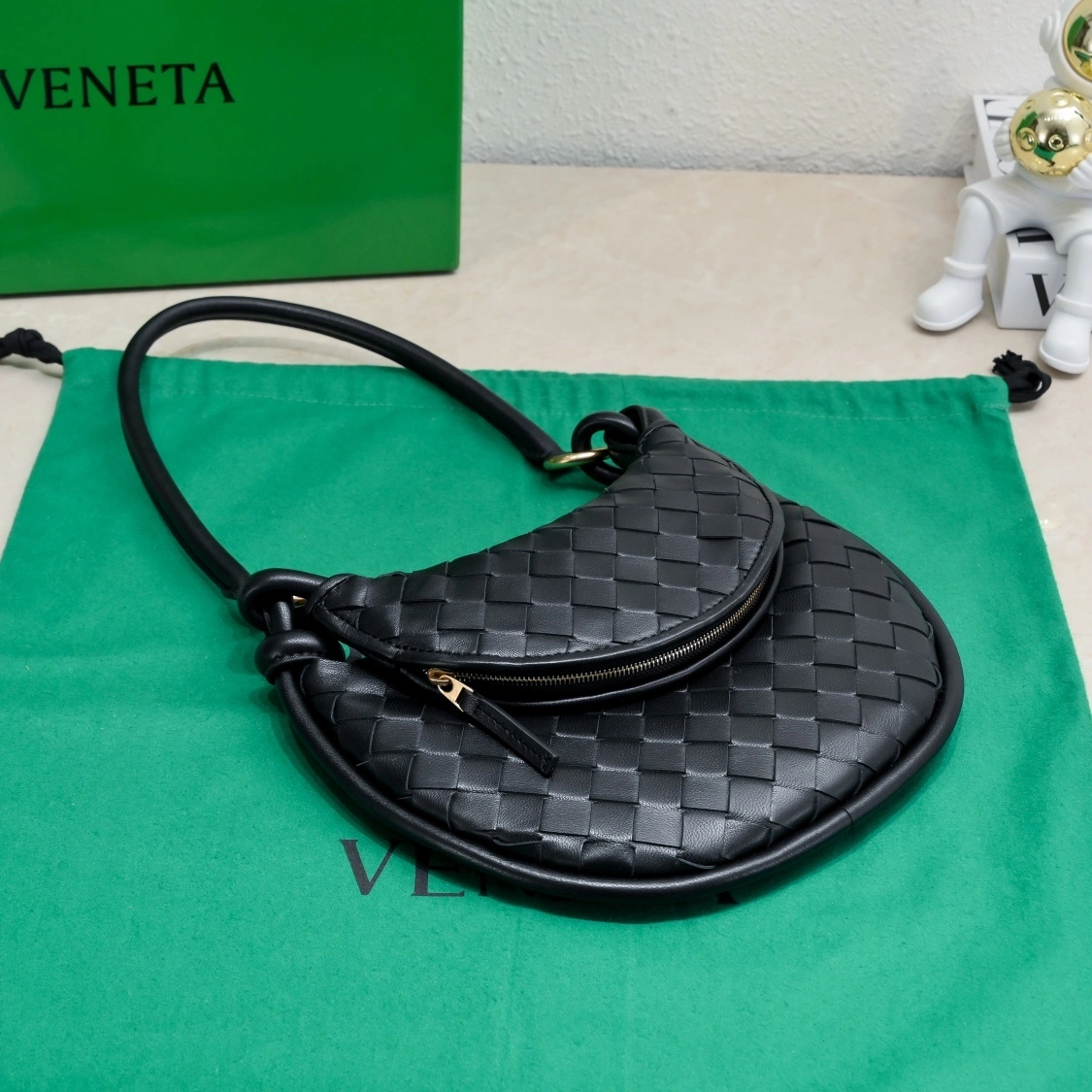 MOMO- 776764VCPP11019 sheepskin Gemelli intrecciato item:C-B134L0827R